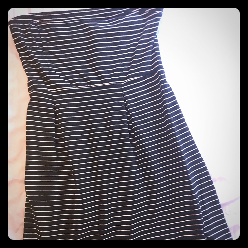 Strapless dress